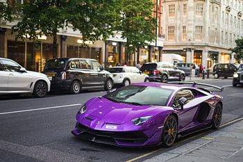 Lamborghini Aventador SVJ in der Sloane Street in London