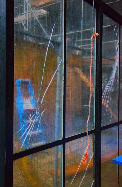 broken glass by Wendy Verhoeven