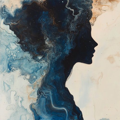 Portrait féminin rêveur avec de la poussière d'étoiles ondulée