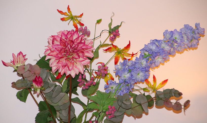 Stilleven bloemen van Marcelle Vuursteen