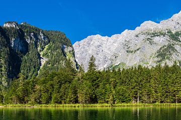 Uitzicht op de Königssee in het Berchtesgadener Land