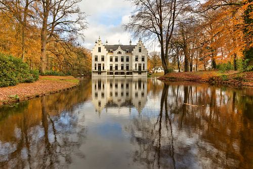 Kasteel Staverden in de Herfst