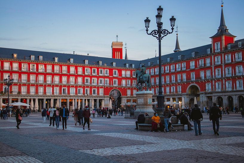 Madrid by Hello Pompoyo