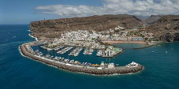 Puerto de Mogan on Gran Canaria by Markus Lange