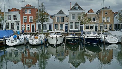 Dromerig beeld van de haven van Goes