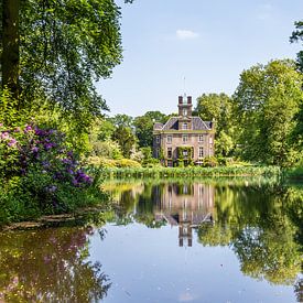 Oldenaller Castle - an oasis of peace in the heart of nature in Gelderland by Hilda Weges