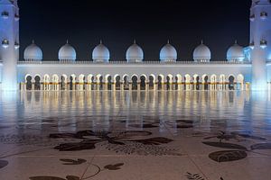 Sheikh Zayed Grand Mosque von Luc Buthker
