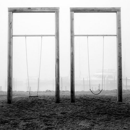 Schommels op het plein