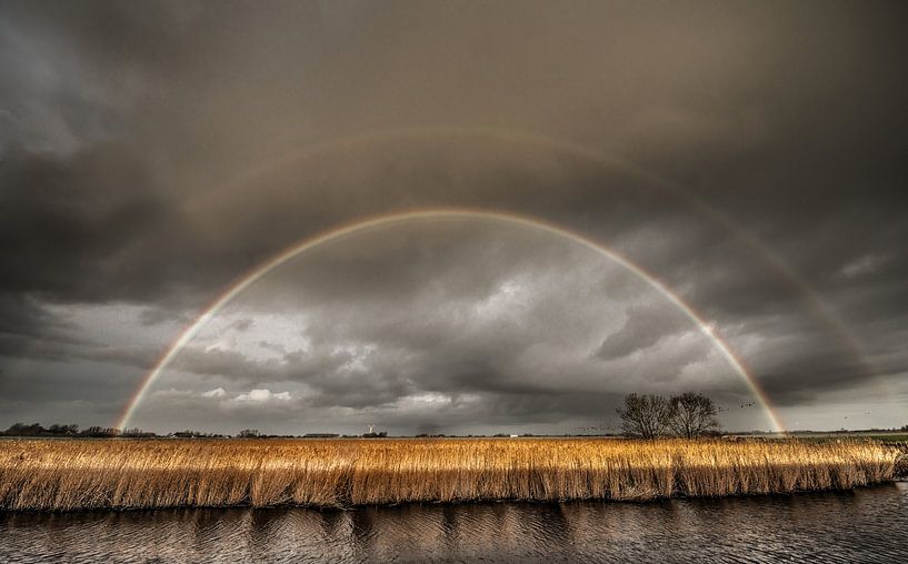 Regenbogen hinter dem IJsselmeerdijk von Harrie Muis