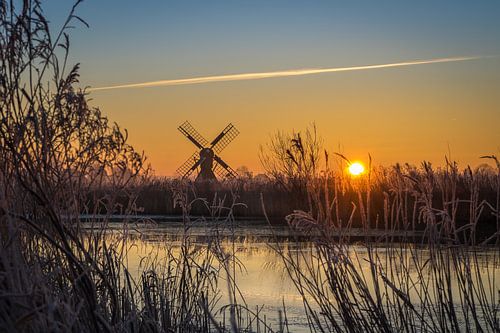 Zonsopgang op een winterse dag