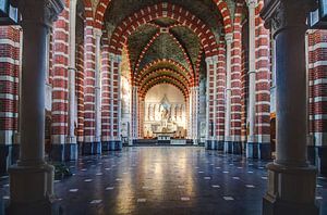 Kleurrijke kerk van Truus Nijland