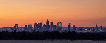 Frankfurt am Main - Skyline bij zonsopgang