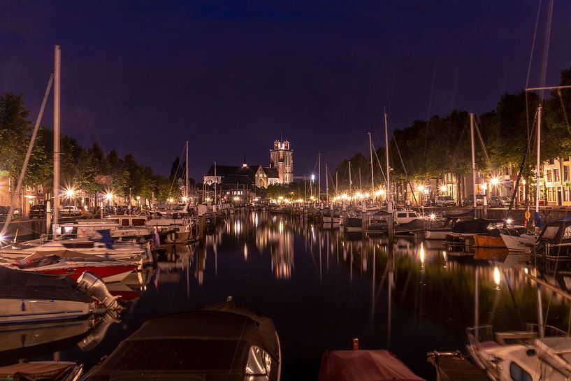 Dordrecht by night van Susanne Viset