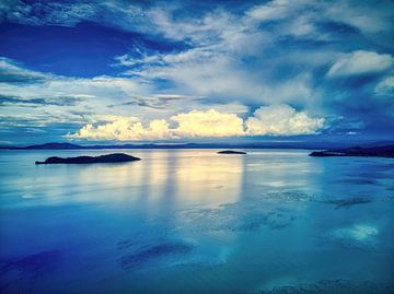 Le lac Ziway après le coucher du soleil sur Arie Maasland