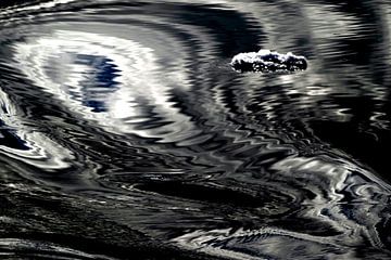 COLOUR PLAY 11 by Miroslav Ptacek