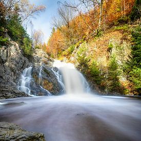 Bayehon-Wasserfall von Mark Bolijn