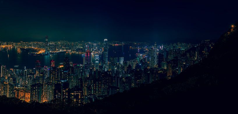 Hong Kong, la Chine de nuit (panorama) par Michael Bollen