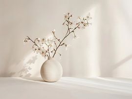 Minimalistische Stilllebenfotografie im Japandi-Stil