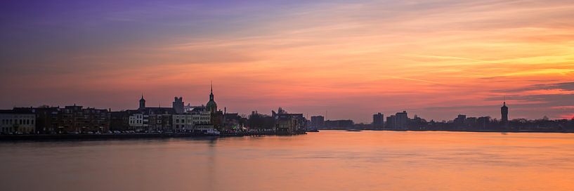 Sonnenuntergang über Dordrecht von Sonia Alhambra Mosquera