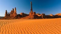 Sunrise at totem pole in Monument Valley by Henk Meijer Photography thumbnail