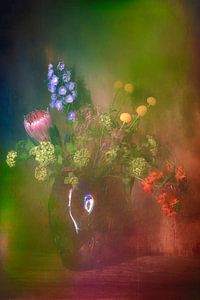Modernes Stilleben mit Blumen von Saskia Dingemans Awarded Photographer