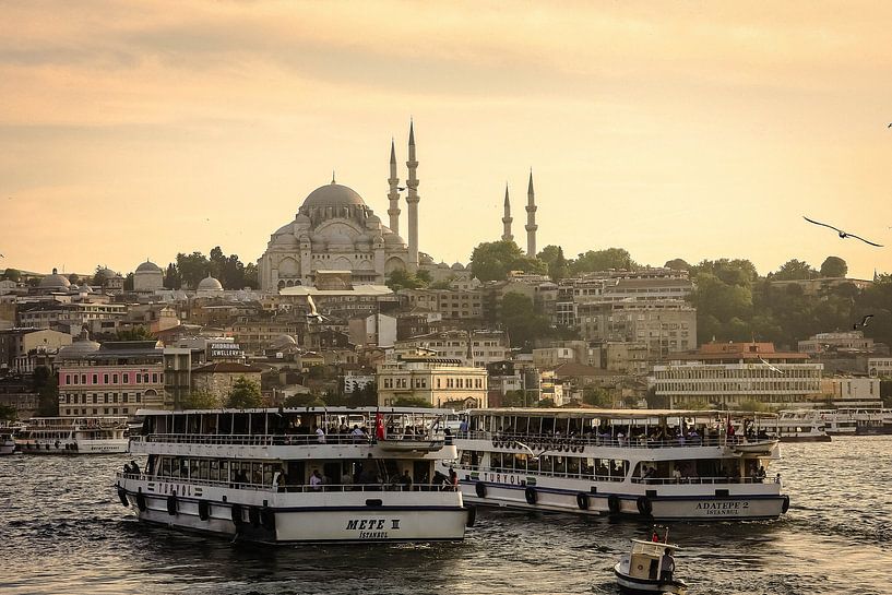 Istanbul by E Jansen