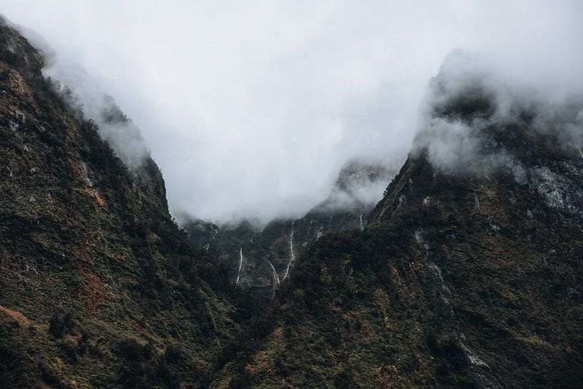 Doubtful Sound: undiscovered beauty by Ken Tempelers