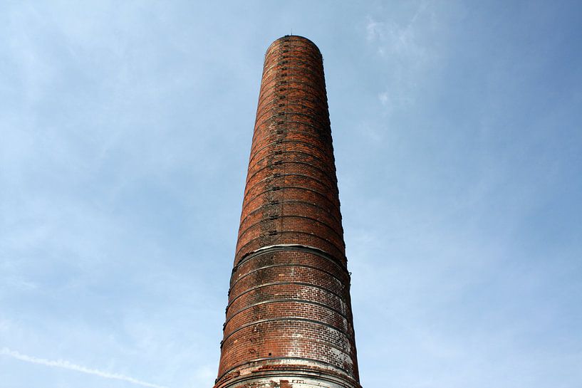 Schoorsteen van de Suikerfabriek Groningen van Sander de Jong