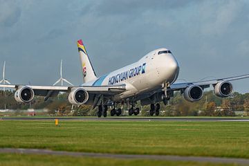 Boeing 747-8F van Air Belgium "Hongyuan Group" (OE-LFC).