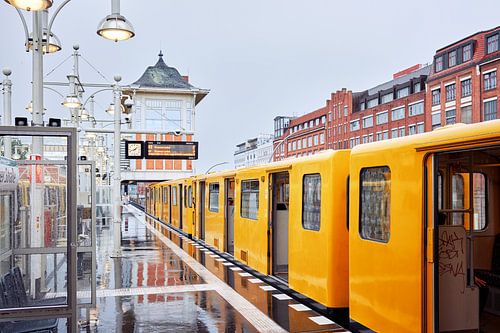 BERLIN, please board