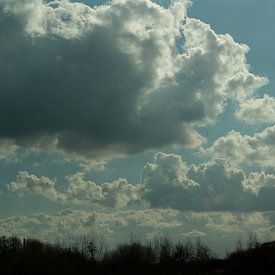 Dark sky von Harry van den Brink