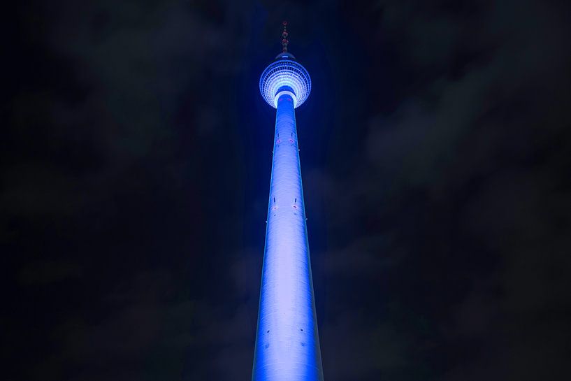 La tour de télévision de Berlin sous un jour particulier par Frank Herrmann