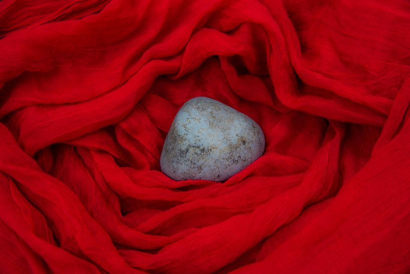 Warm rood  by Irene Dijkxhoorn