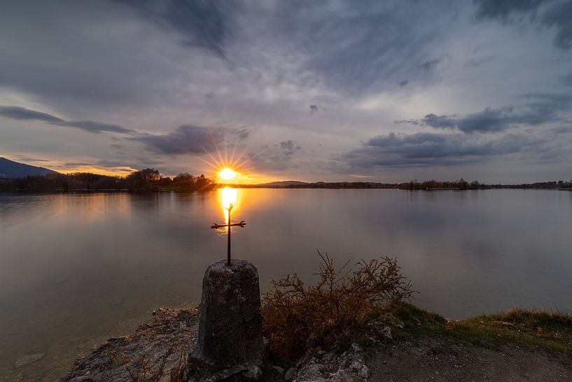 Dramatic sunset on the Staffelsee by Teresa Bauer