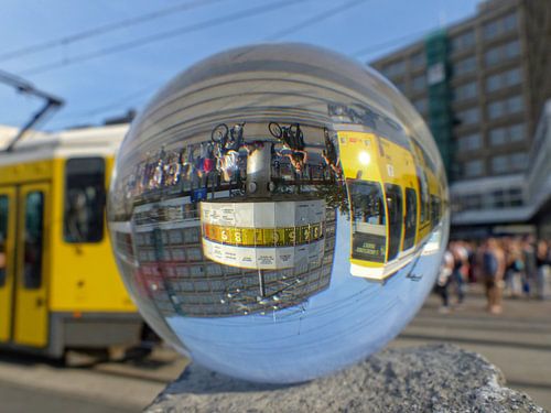 Weltzeituhr auf dem Alexanderplatz