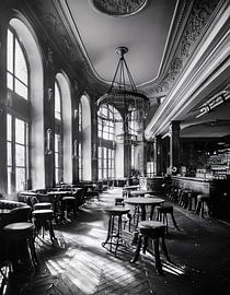 Lost Places koffiebar met twee verdiepingen