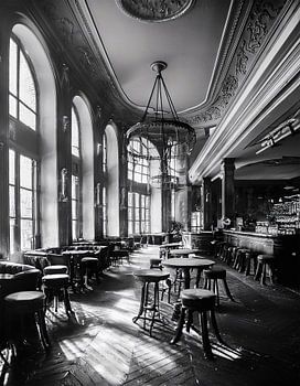 Lost Places Kaffee Bar mit Zweistock