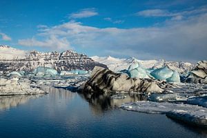 Die isländische Landschaft. Jökulsárlón, Diamantstrand und der Vatnajökull-Gletscher