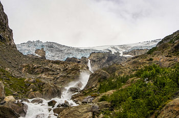 Waterval afkomstig van een gletsjer