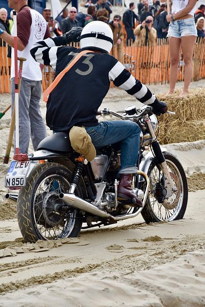 Bikes and Boards in Zandvoort van Jan Radstake