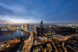 Schöne Aussicht auf die Skyline von Rotterdam Foto