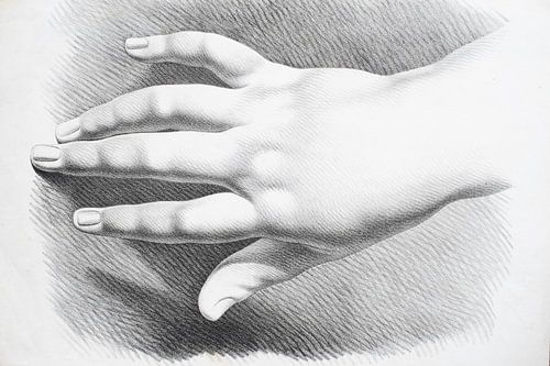 Gestrekte hand van bovenaf gezien, studie in zwart-wit