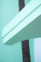 Architecture art déco vert pastel avec palmier