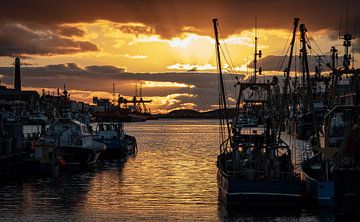 Hafen von IJmuiden - Sonnenuntergang im Hafen 01 von BSO Fotografie