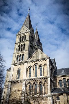 Munsterkerk op het Munsterplein in Roermond, Limburg Nederland van Margriet Cloudt