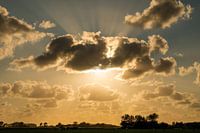 Zeeuwse zon achter de wolken