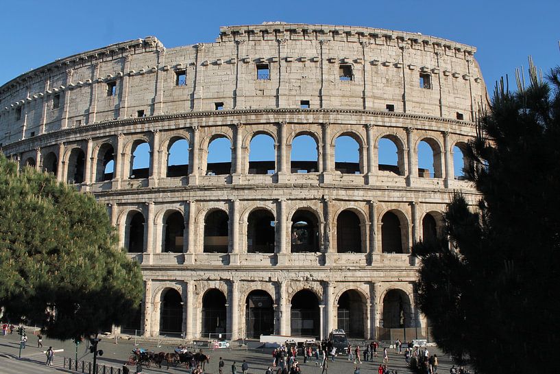 Colosseum by Paulien Hemelaar