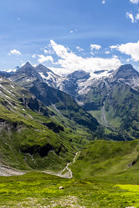 Blick auf den Großglockner bis zum Hohen Dock