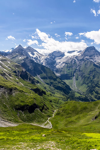 Blick auf den Großglockner bis zum Hohen Dock von Melanie Viola