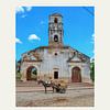 Prachtige oude kerk met pakezel en wagen gefotografeerd op Cuba van Finc.Hart